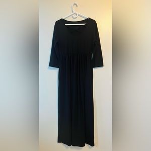 [2/$40] Beautiful Black Maternity Dress